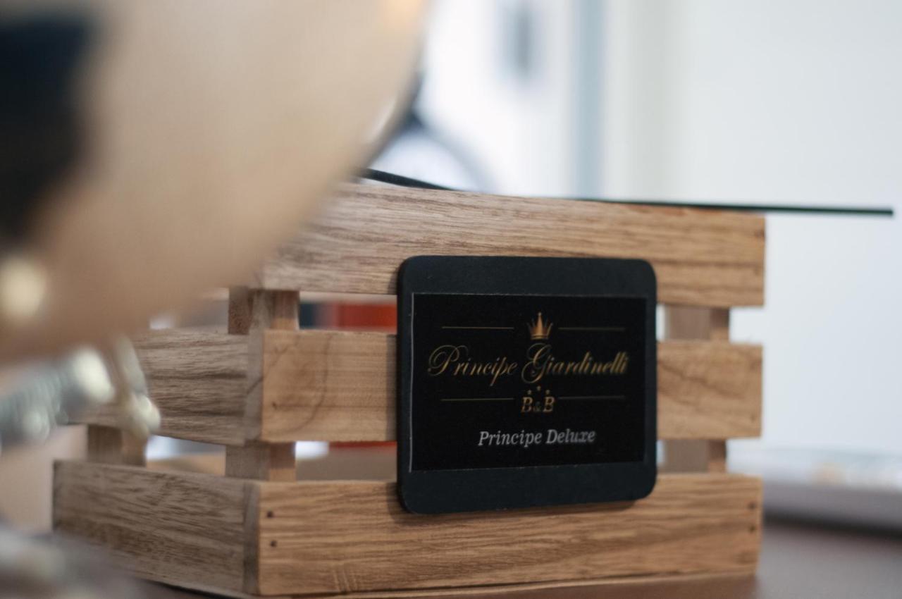 피아차암머리나 Principe Giardinelli B&B 외부 사진