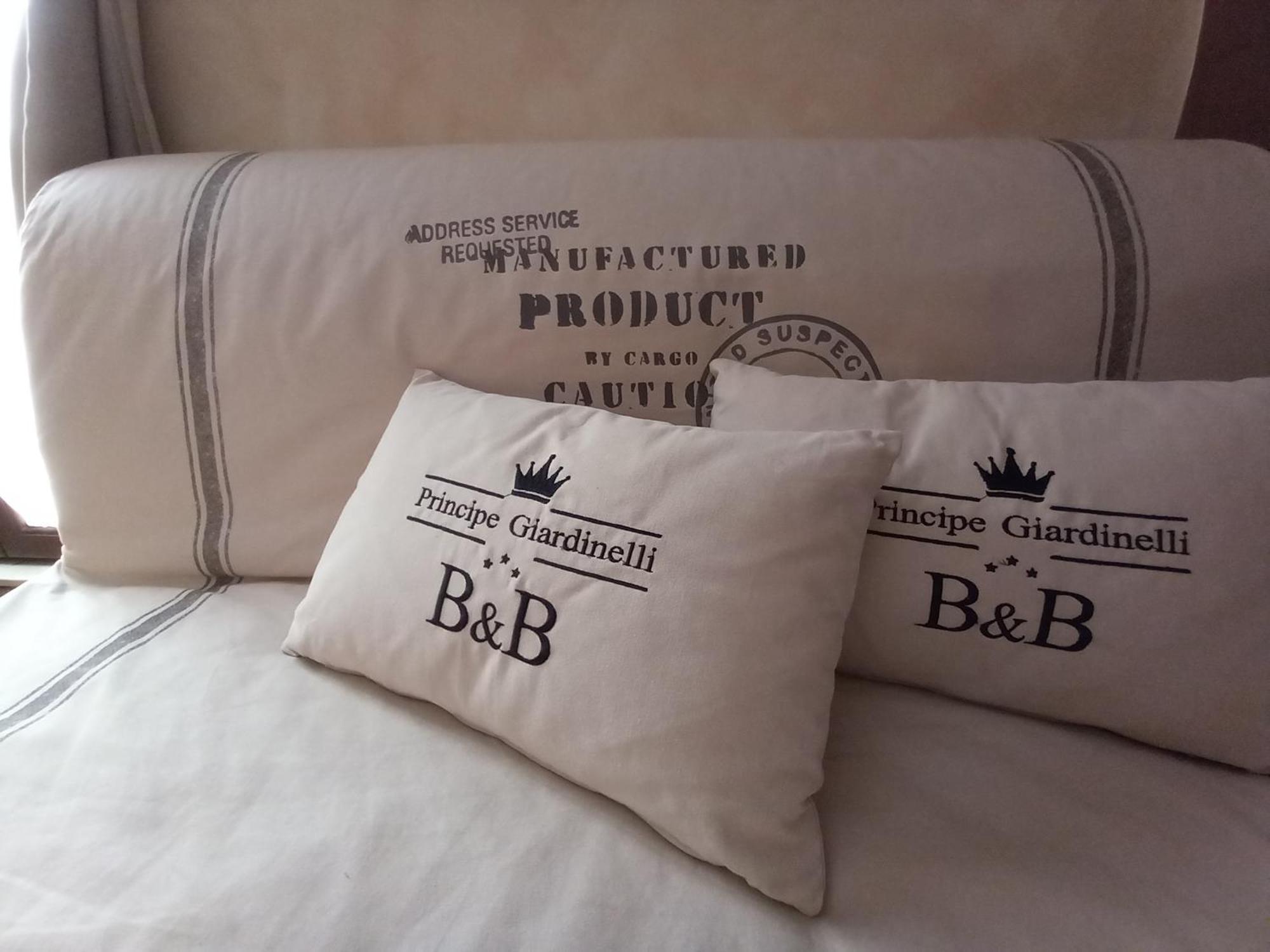 피아차암머리나 Principe Giardinelli B&B 외부 사진
